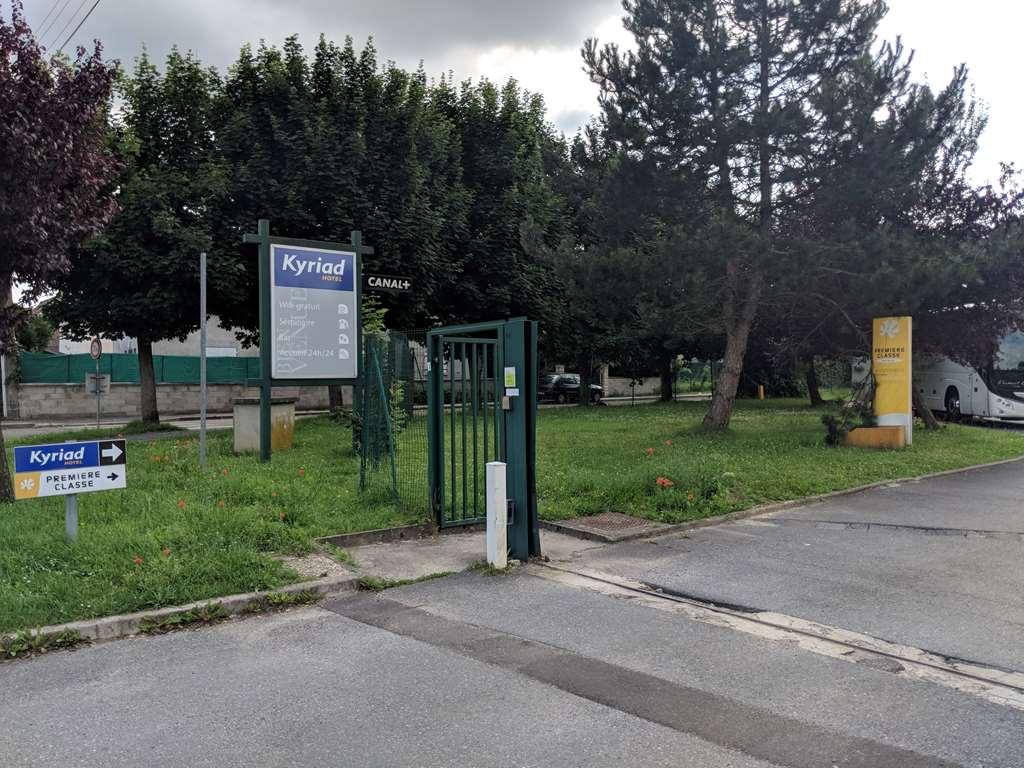 Kyriad Chantilly Sud - Luzarches Chaumontel Exterior photo