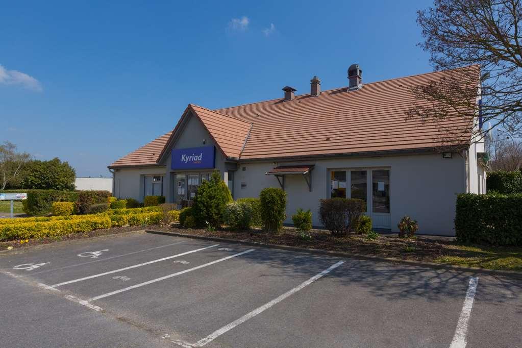 Kyriad Chantilly Sud - Luzarches Chaumontel Exterior photo